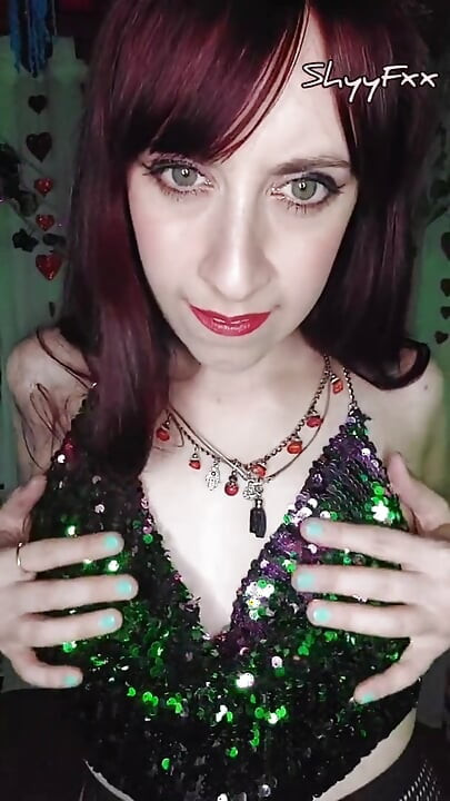 Shyyfxx - influencer caliente hace striptease sin bedste ven med en lykkelig