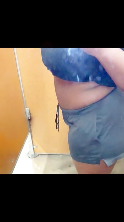 Going From NAUGHTY to New Looks at the Mall!