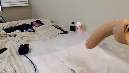 Dildo sikiş makinesi