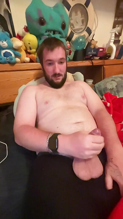 Sunburnt Jerkoff in bed