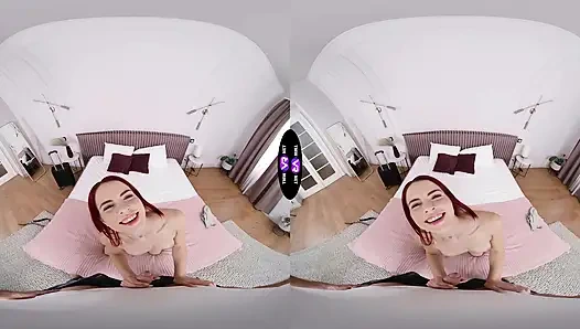 Cewek sange rambut cokelat minta dicrot sama cowok yang kaget - tmwvrnet