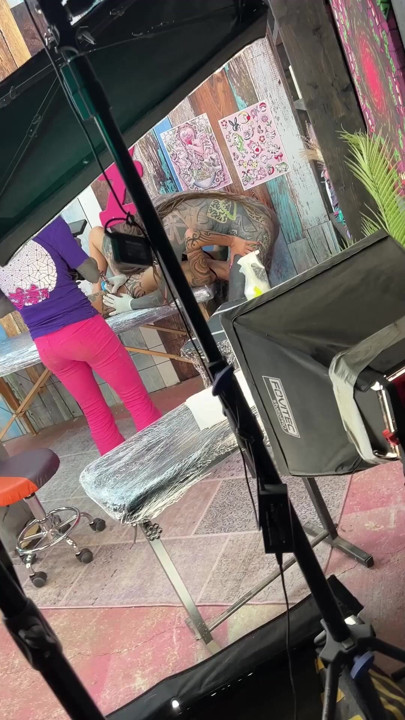 Tattoo Shop Slut Gets Pussy Licked & Sucks Cock While Getting Inked | Clip 2