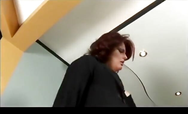 Chubby whore sucks hard cock and gets warm sticky facial