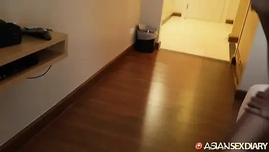 Asiansexdiary minyon pinay yabancı yarak için bacaklarını açıyor