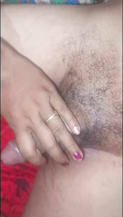 Desi woman sexual needs are aroused. 18+teen hot sex Bengali baudi vi