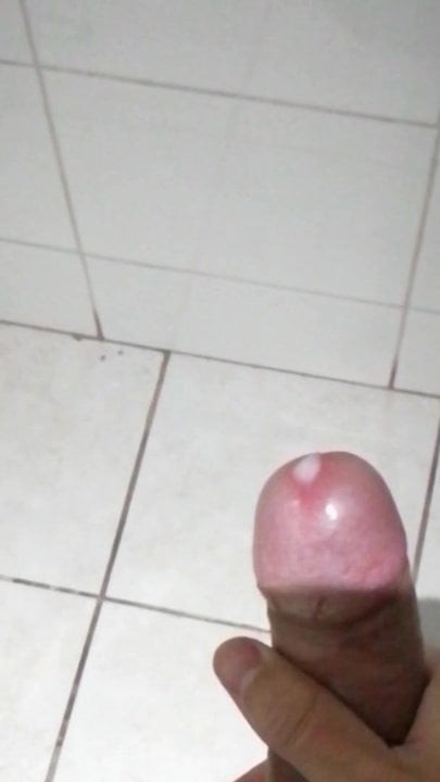 Close Up Uncut Cumshot Foreskin