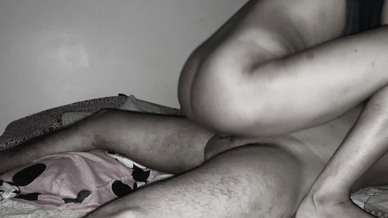 Desi girl fuck on bed Part 2