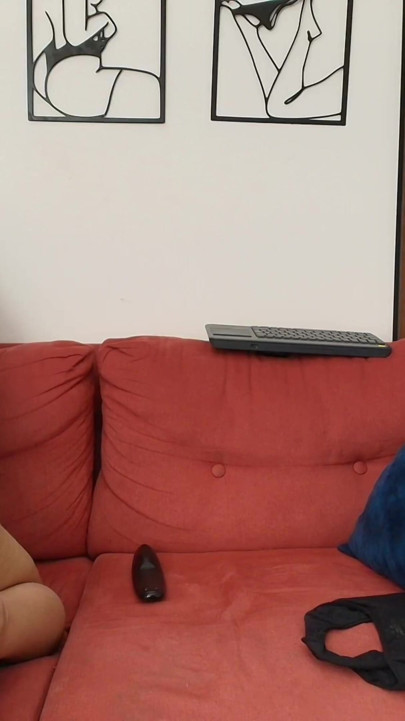Playing with my friend's pussy at home | Clip 1