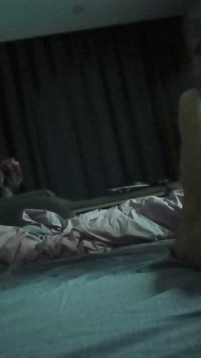 He me hard in my bed | Clip 1