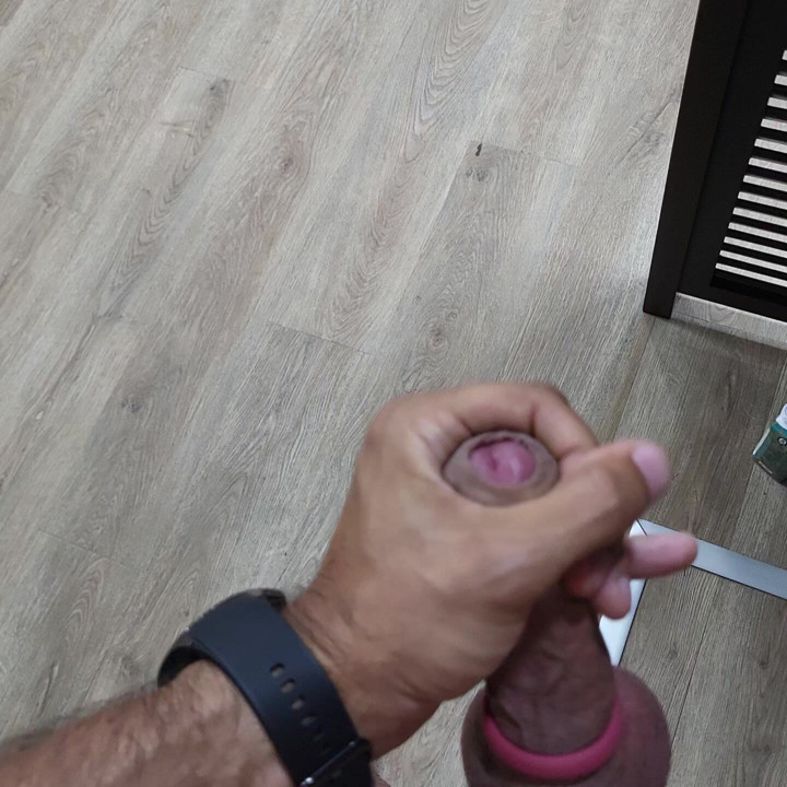 Cumshot in the gym