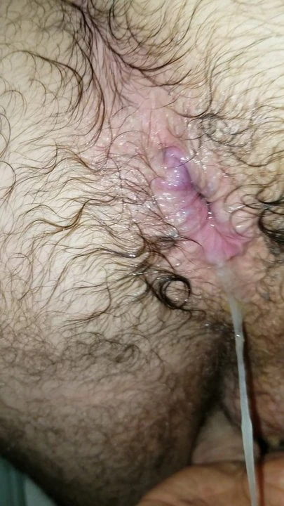 19 yr old black grindr cum