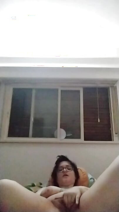 Amputado duplo se masturba para você