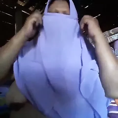 Ukhty susu gede