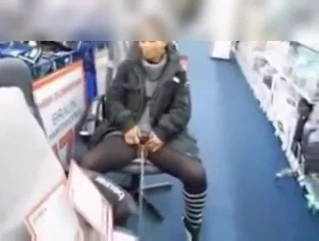 Women piss in public store