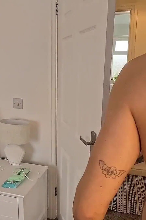 Steamy Shower Fun with Hot Twink