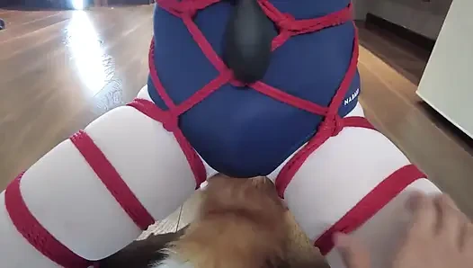 Mz31 - gadis yang diikat dan dihukum sama tali merah sampai orgasme.