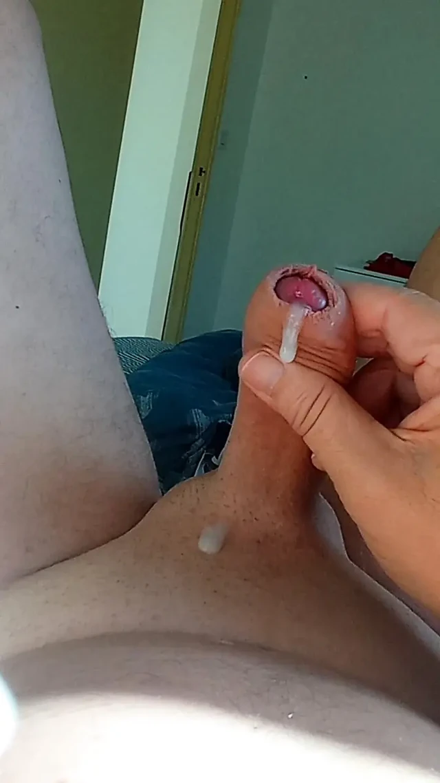 Excitement gives cumshot
