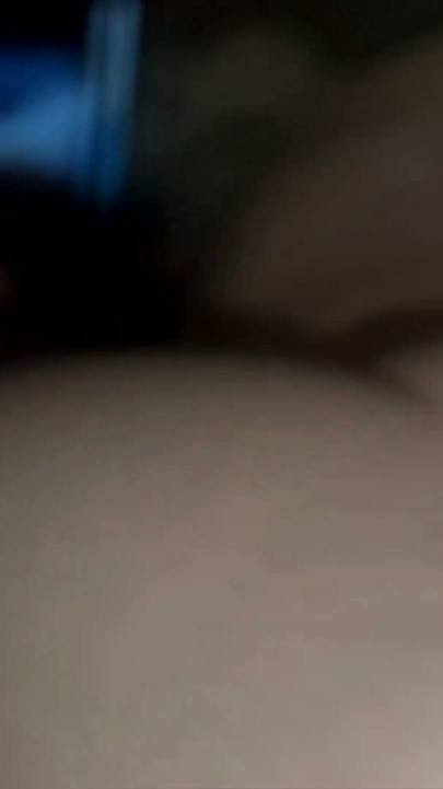 Naprawdę gorąca milf pokazuje swoją brudną stronę | Klip 1
