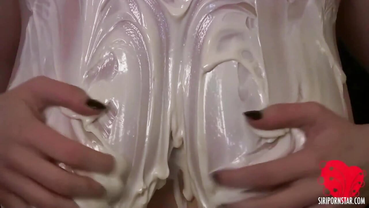 Siri Lotion Bukkake