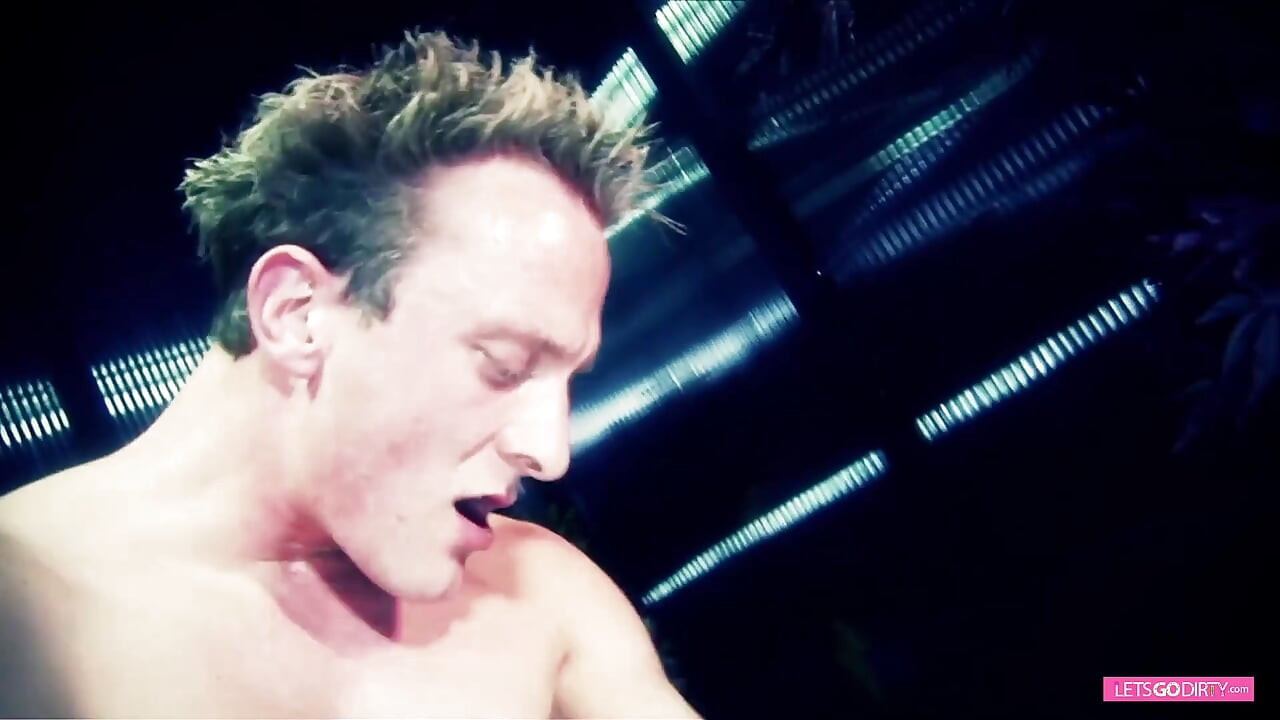 Perfect brunette MILF in the costume of the ladybug suck and fuck good piston