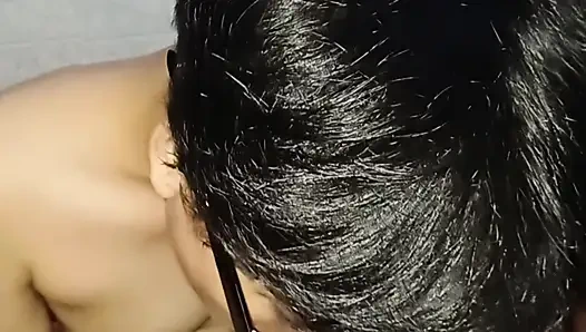 When she was with her boyfriend, she screamed at the neighbor