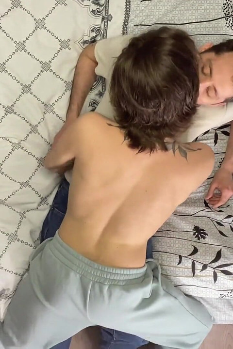POV Stripped and Fucked a Guy Without a Condom Harry_jen