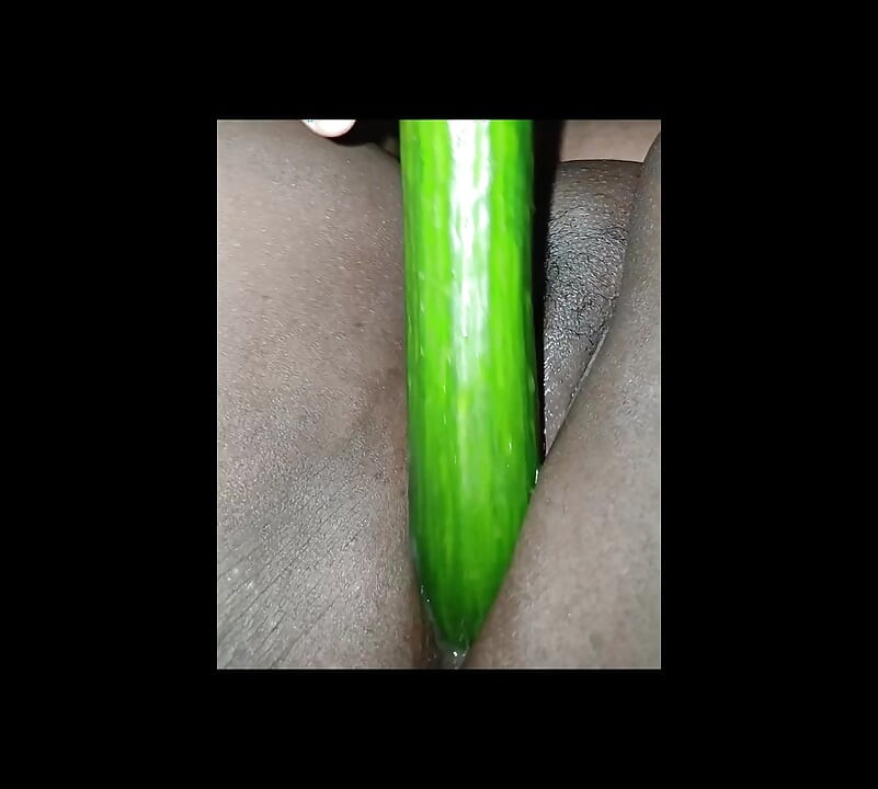 Maćeha jebe svoj jestiv dildo