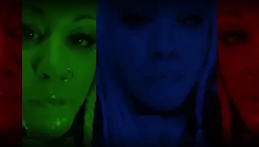 Memek cewek-cewek super seksi ini dientot habis-habisan sampai mengerang keenakan
