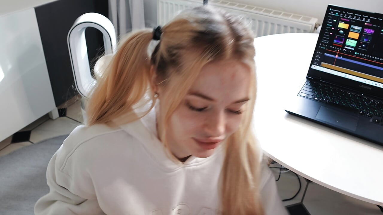My girlfriend won't let me work in peace
