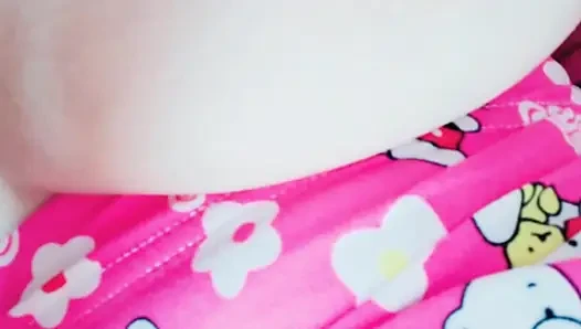 Arabian Pink Pussy Close-up masturbating