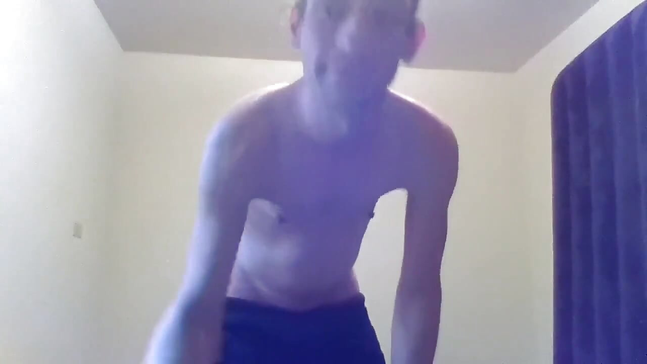 Transgirl Shaving Her Face