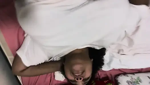 Üvey anne sikişmek için çok ateşli (gerçek)