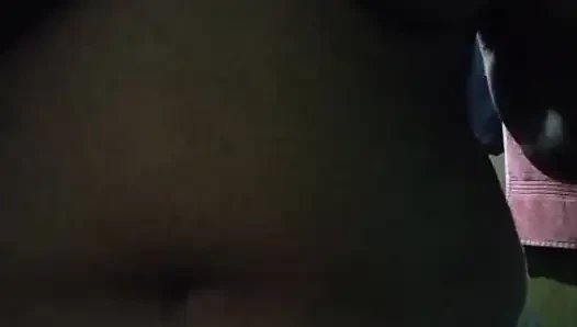sri lankan girl friend show her boobs to her bboyfriend