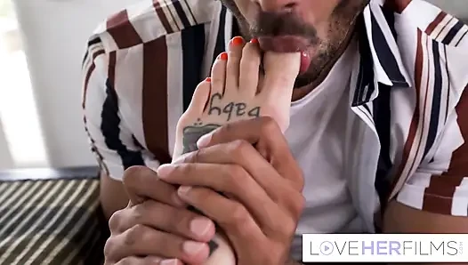 Tattooed Chick Alex Jones Banged After Foot Worshipping