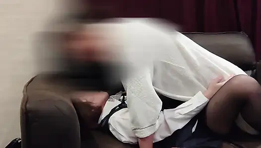 Я получила сперму от куннилингуса на всех четвереньках