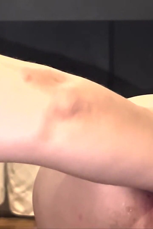 Deep Night Fisting