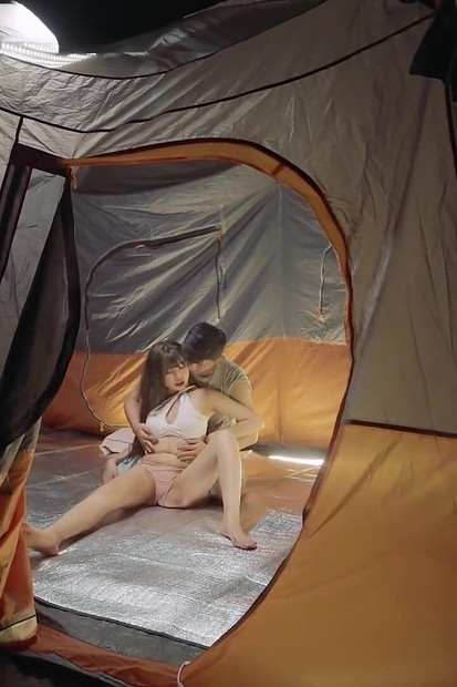 Ranako und freunde gehen camping und sie wird am ende im Zelt gefickt