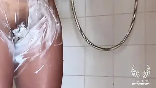 Intimate Shower & Smooth Pussy Shave - Wet & Bare