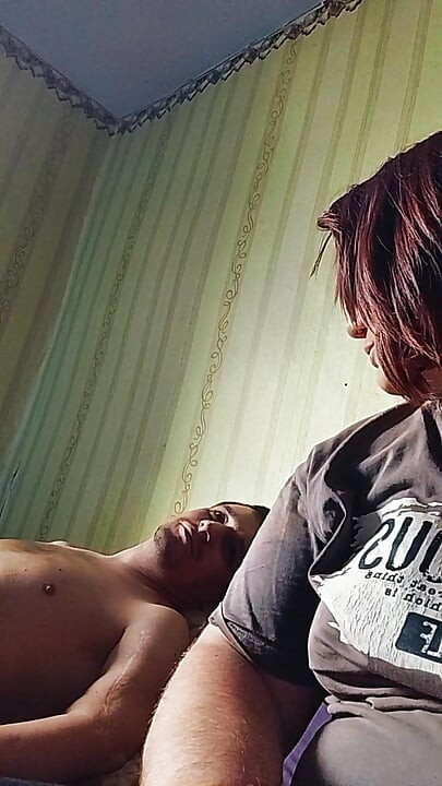 Amateur Girlfriend Blowjob Instead of Cooking - Curvy Brunette with Glasses Sucks and Jerks Cock