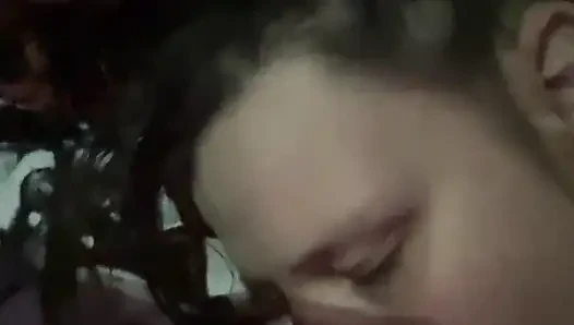 Кто угодно схмею в голову