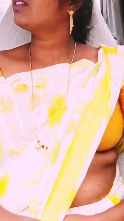 Indian maid car sex. The beautiful maid with owner long drive telugu dirty talks.part -1 | Clip 2
