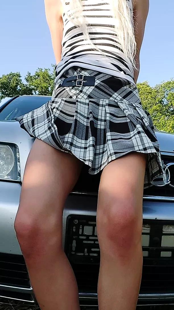 Fingering On The Hood Of My Car – Real Orgasm