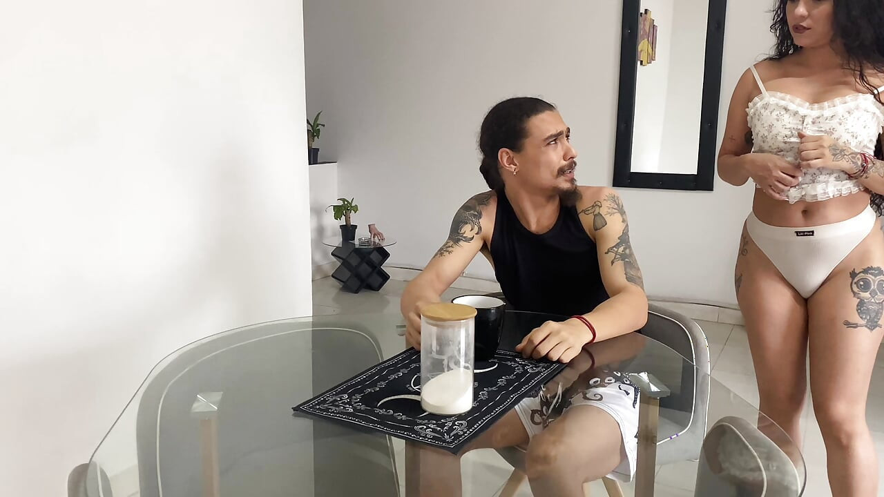 MY STEPSISTER LEFT AND HER BIG ASS LATIN BEST FRIEND, GAVE ME A BLOWJOB! - PORN IN SPANISH