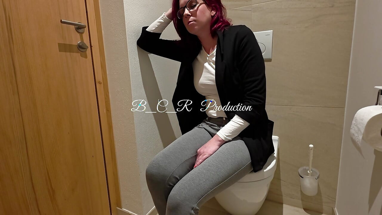 My boss just won't stop flirting... Nobody should see what happens in the office toilet