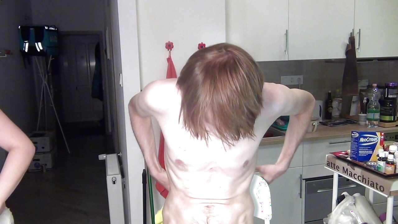 Kiki shaves Joe's armpit and fan hair