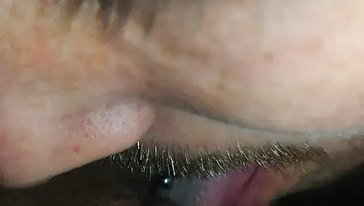 Eski büyük zenci yarağının içine boşalıyor