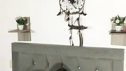 I get on top of my boyfriend and make him come inside me