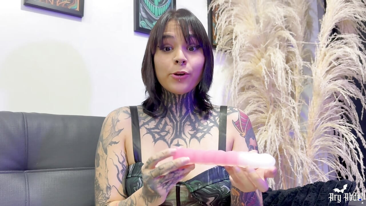 She squirts for her teacher, slut cums delicious