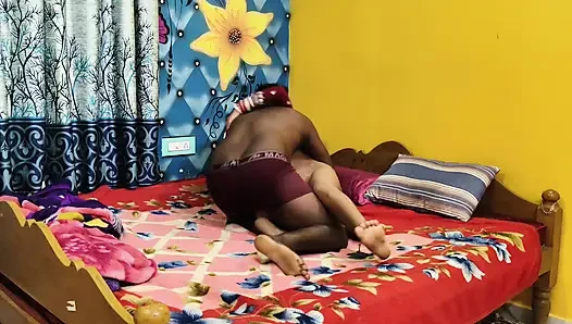New married bhabhi ke sath bedroom per desi style Fucking in bhabhi devar ka chudai