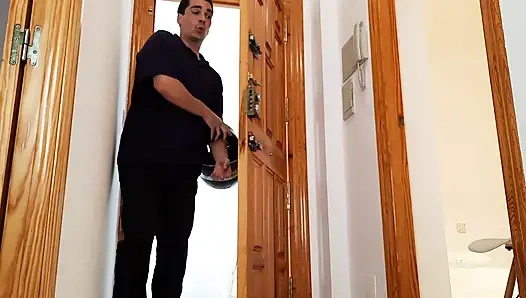 СТУДЕНТКУ КОЛЛЕДЖА ТРАХНУЛ КУРЬЕР